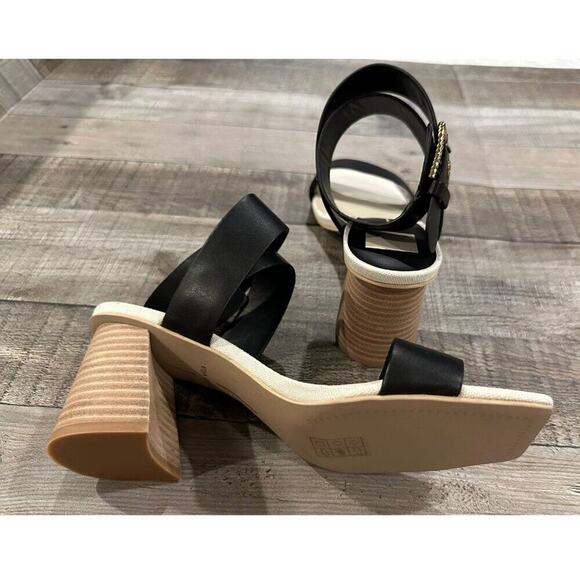 Dolce Vita | Black Paytin Square Toe Crossover Strap Heeled Sandal | Size 7 - Picture 8 of 13